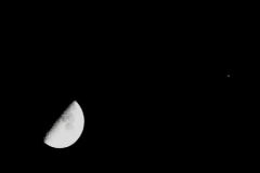 明晚木星合月天象，大个子托举月
